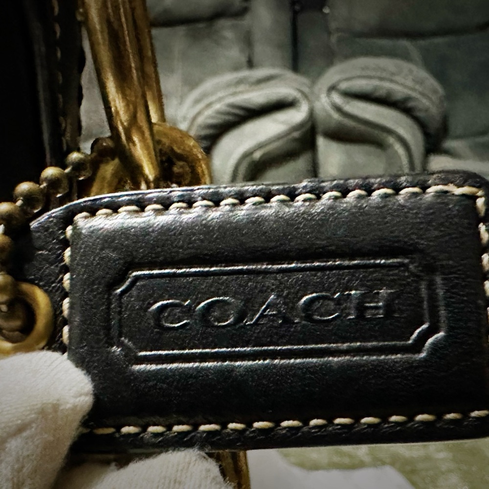 Vintage Y2K Coach Black and Gold Shoulder Bag crossbody purse 2006 - Picture 5 of 17